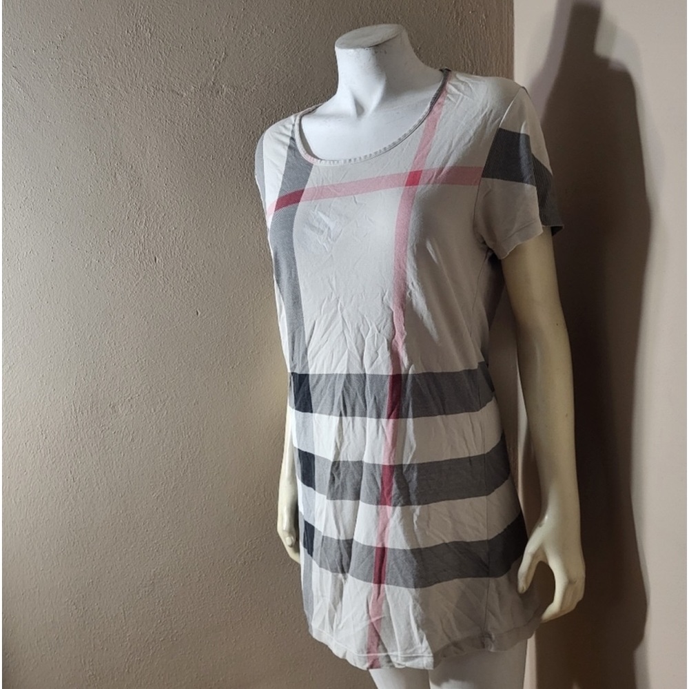 Burberry dress size medium